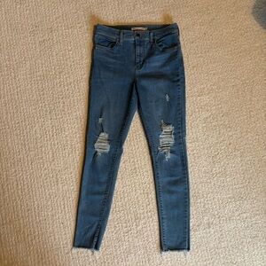 Levi's Distressed 720 High Rise Super Skinny Jeans